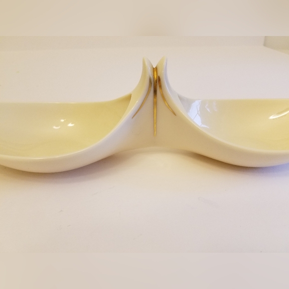 Lenox Vintage Double Sided Serving Dish with Gold Accents - Picture 4 of 13